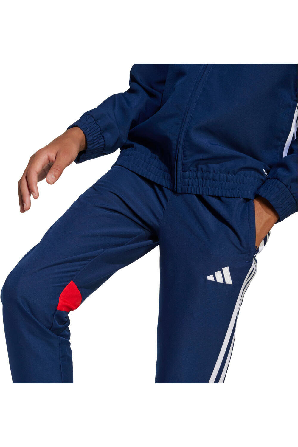 adidas pantalón futbol niño TIRO 25 ESSENTIALS WOVEN vista detalle