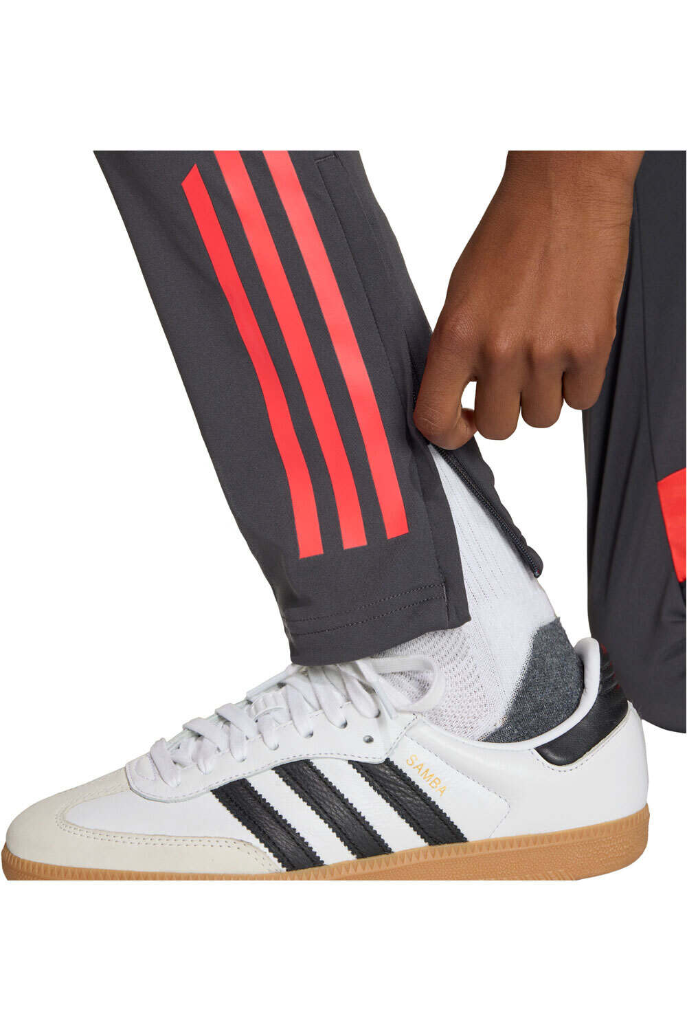 adidas pantalón futbol niño TRAINING LIVERPOOL FC TIRO 25 COMPET 03