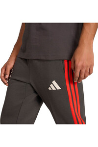 adidas pantalón hombre AUDI FORMULA ONE TEAM DNA 03