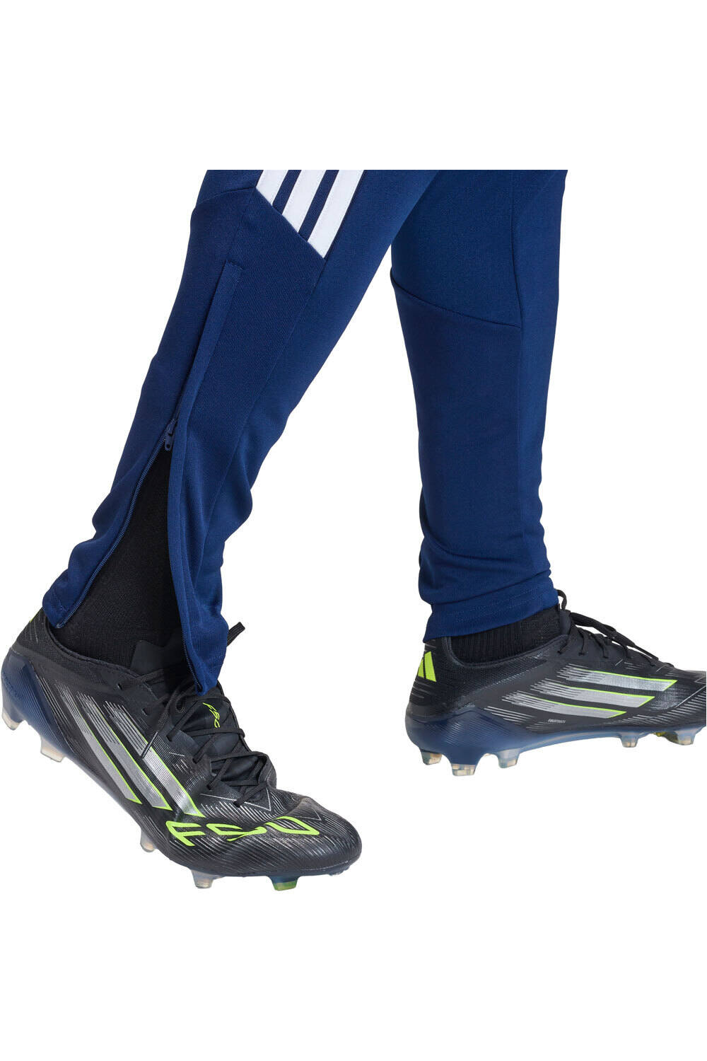 adidas pantalón hombre ENTRENAMIENTO TIRO26 LEAGUE REGULAR vista detalle