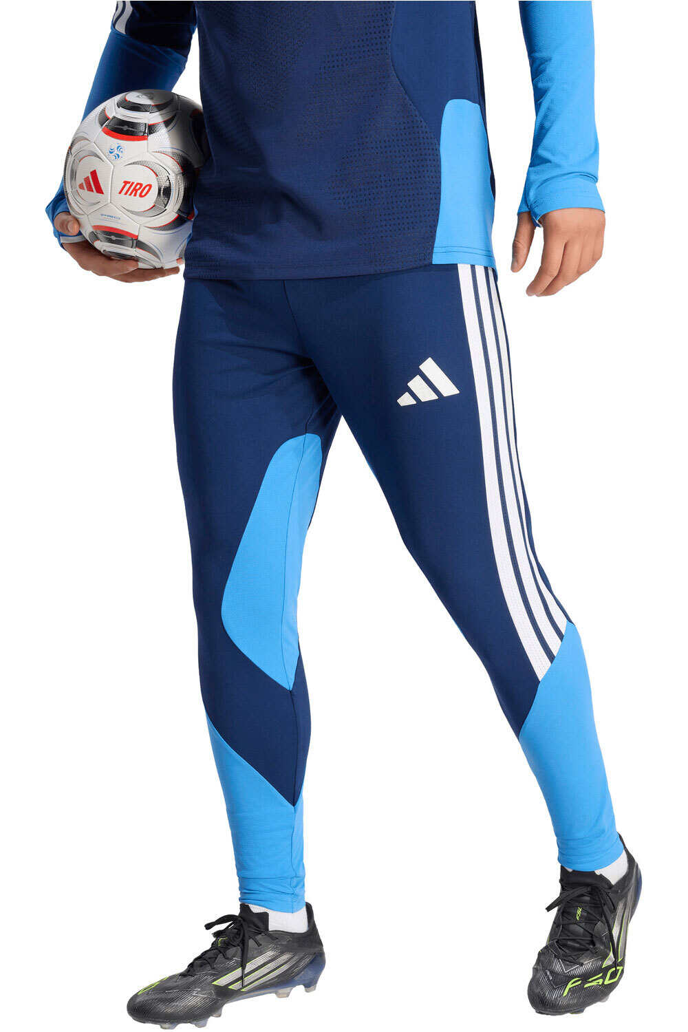 adidas pantalón hombre ENTRENAMIENTO TIRO26 PRO PANTS vista frontal