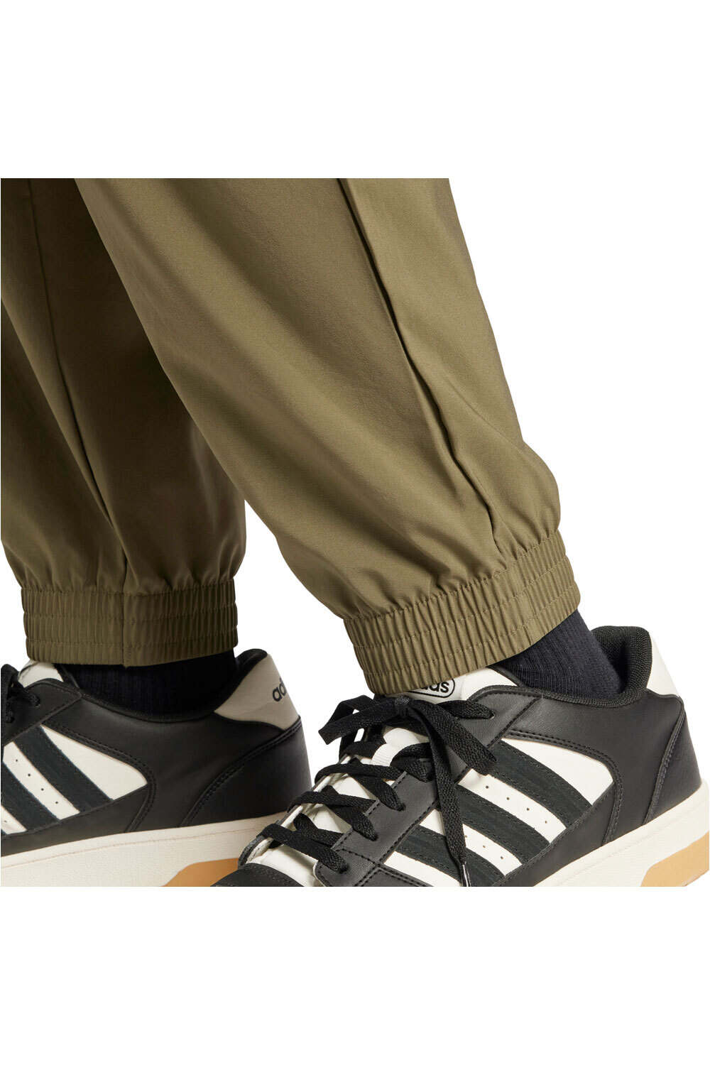 adidas pantalón hombre ESSENTIALS SMALL LOGO 03