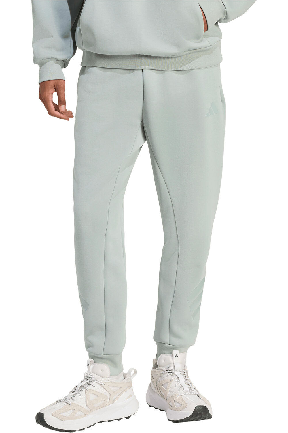 adidas pantalón hombre FUTURE ICONS 3 STRIPES vista frontal