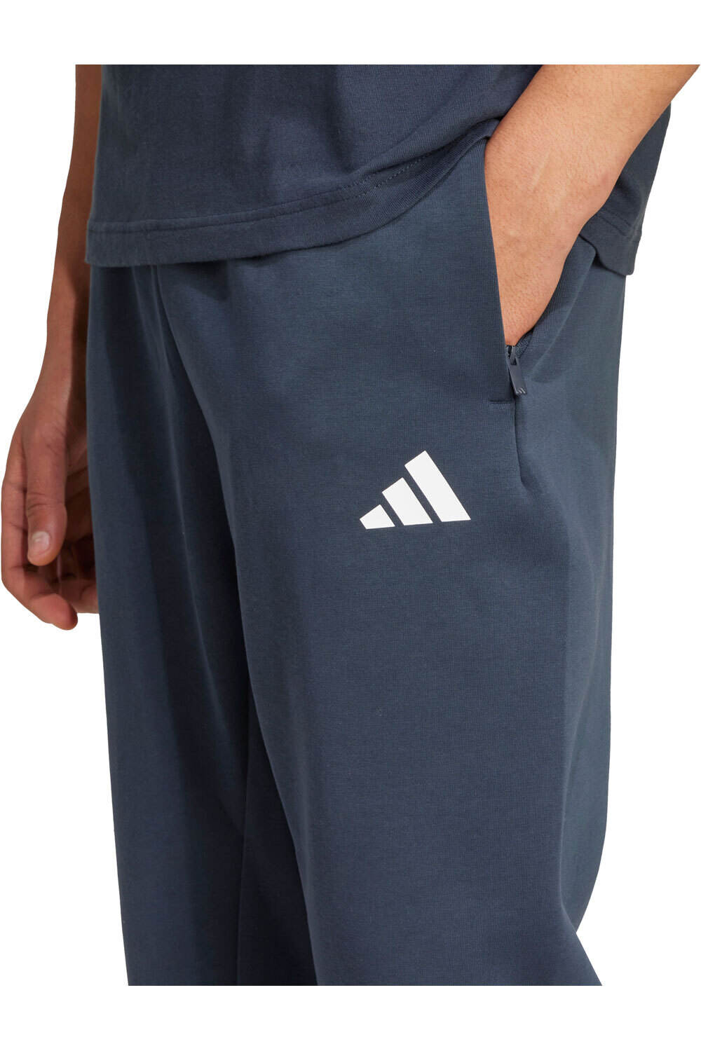 adidas pantalón hombre FUTURE ICONS vista detalle