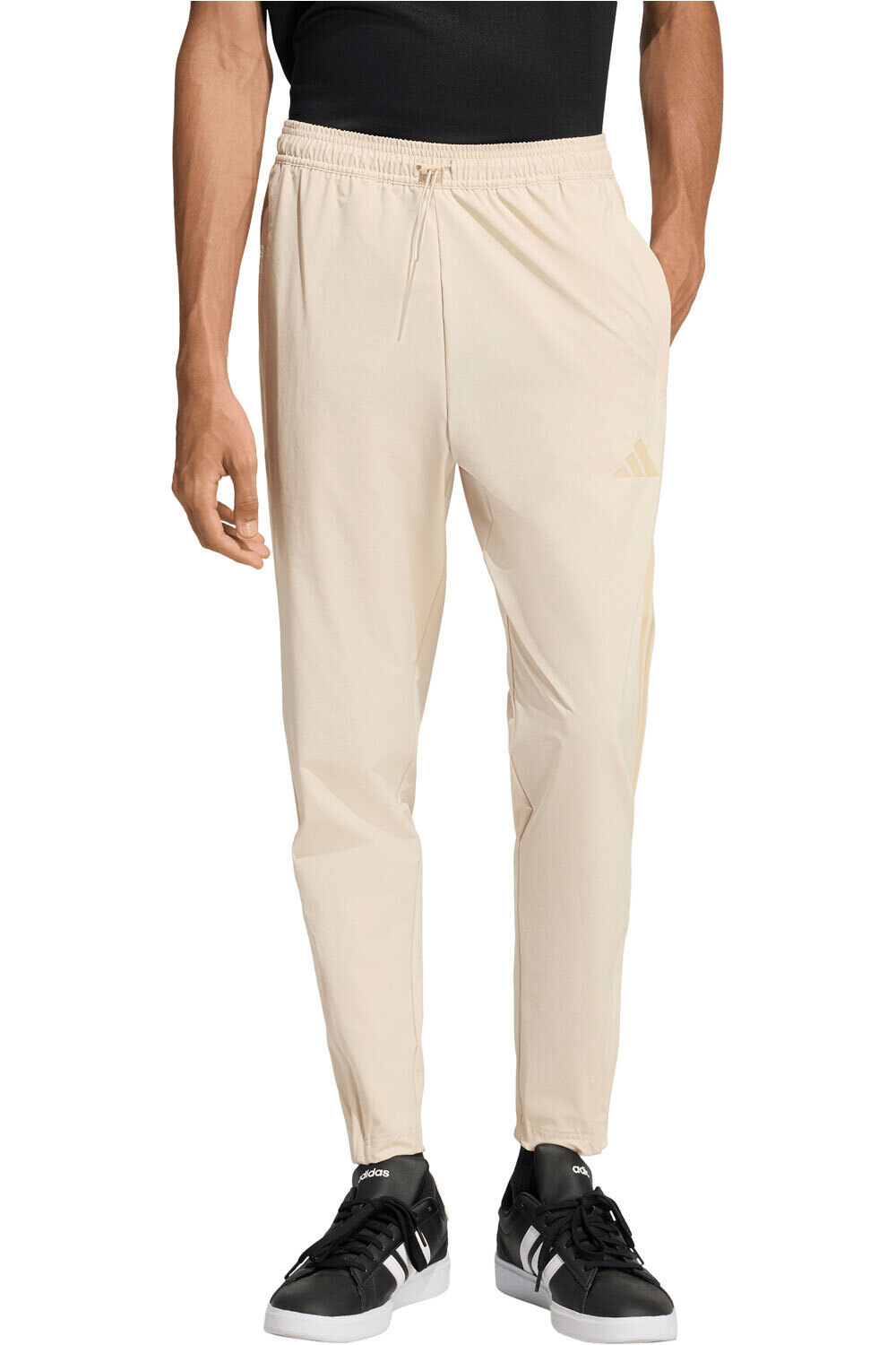 adidas pantalón hombre HOUSE OF TIRO vista frontal