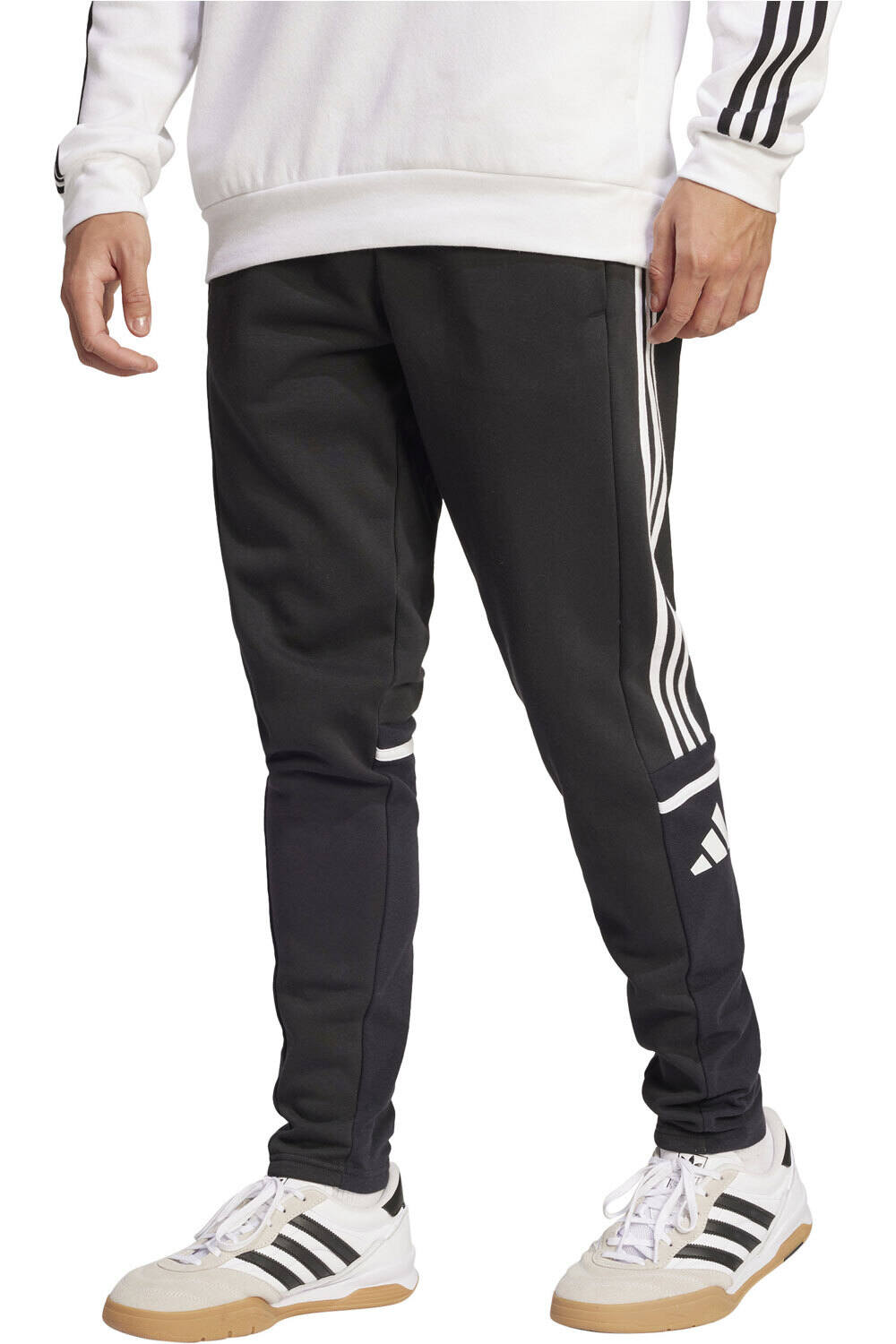 adidas pantalón hombre SQ25 SW PNT vista frontal