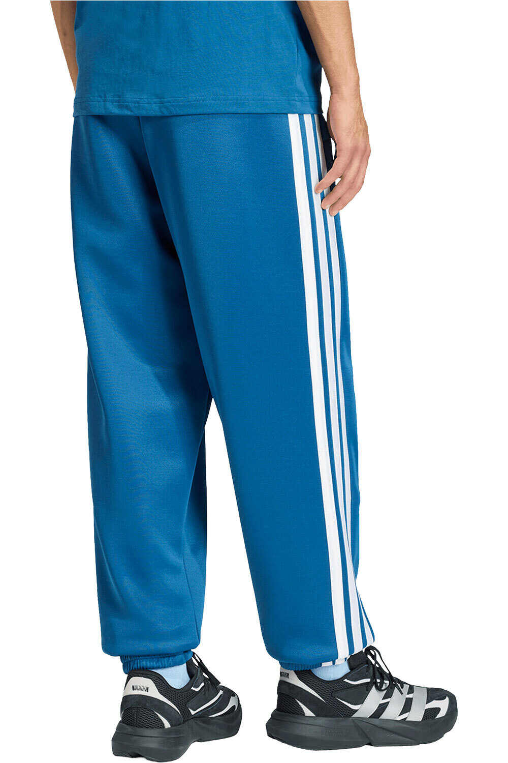 adidas pantalón hombre STADIUM vista trasera