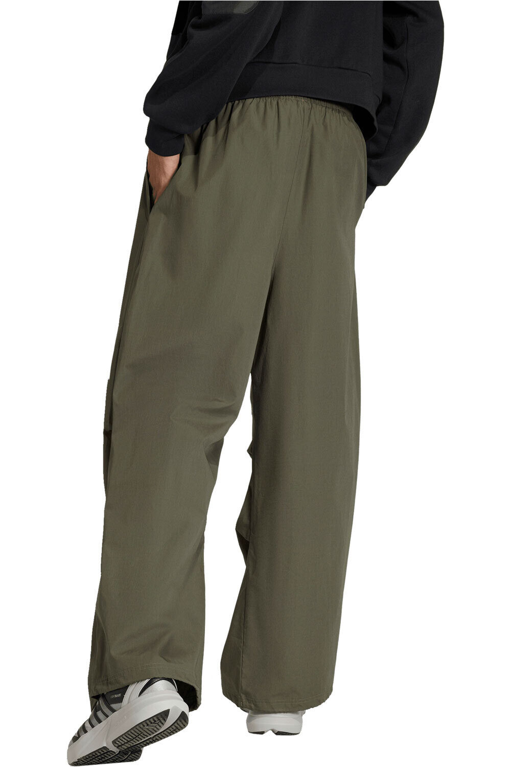 adidas pantalón hombre TEJIDO CITY TECH vista trasera