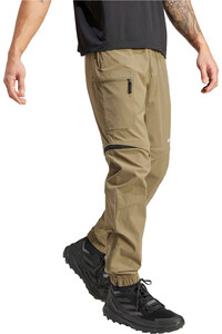adidas pantalón montaña hombre UTILITAS Z.O P vista detalle