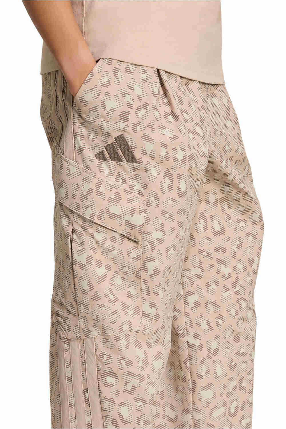 adidas pantalón montaña mujer TERREX XPLORIC CLIMA365 CARGO vista detalle