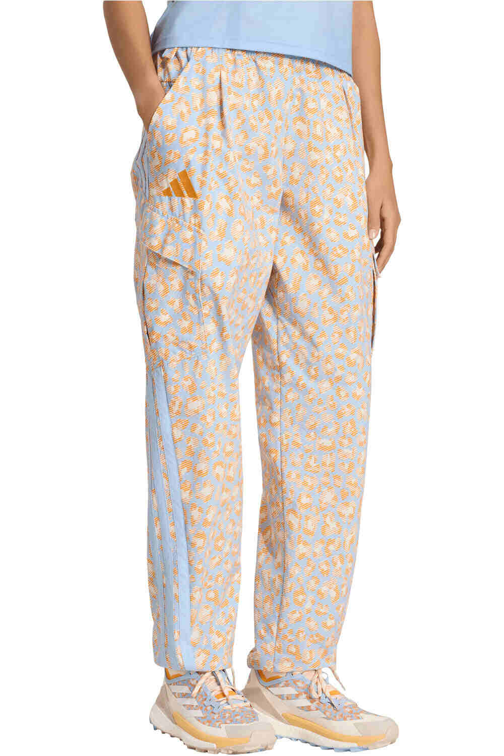 adidas pantalón montaña mujer W CARGO PTS AOP vista frontal