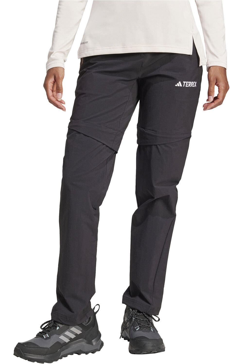 adidas pantalón montaña mujer W MT ZIP OFF P vista frontal