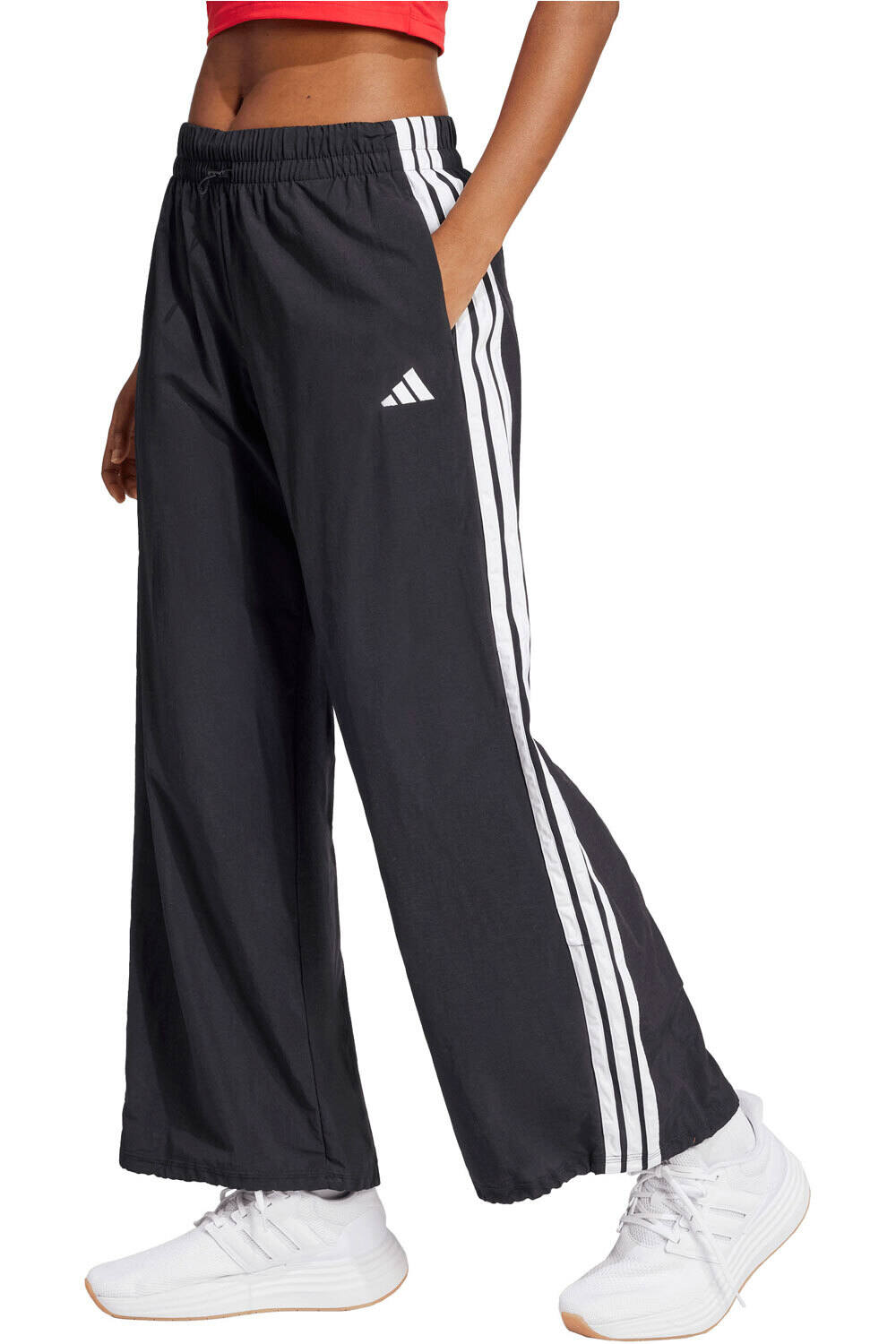 adidas pantalón mujer ESSENTIALS 3-STRIPES WOVEN PARACHUTE vista frontal