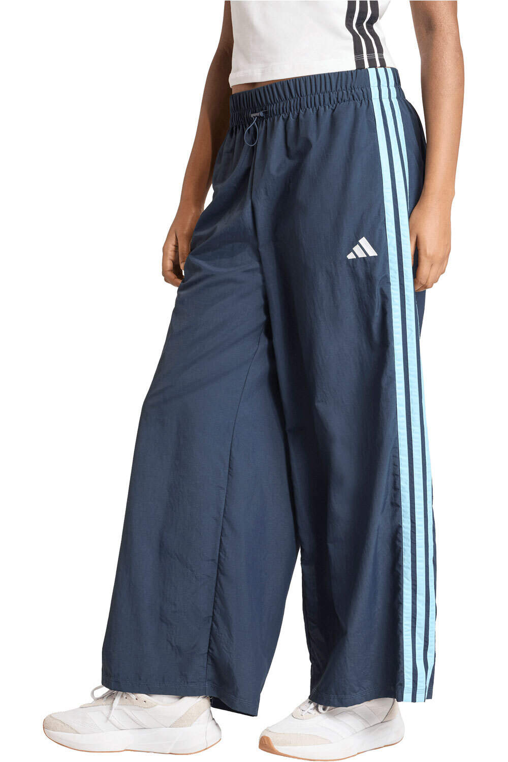adidas pantalón mujer ESSENTIALS 3-STRIPES WOVEN PARACHUTE vista frontal