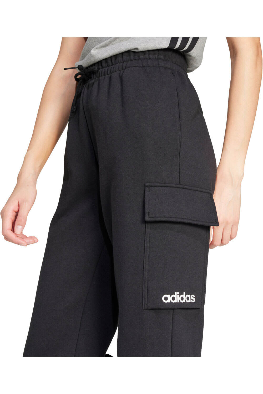 adidas pantalón mujer ESSENTIALS LINEAR vista detalle