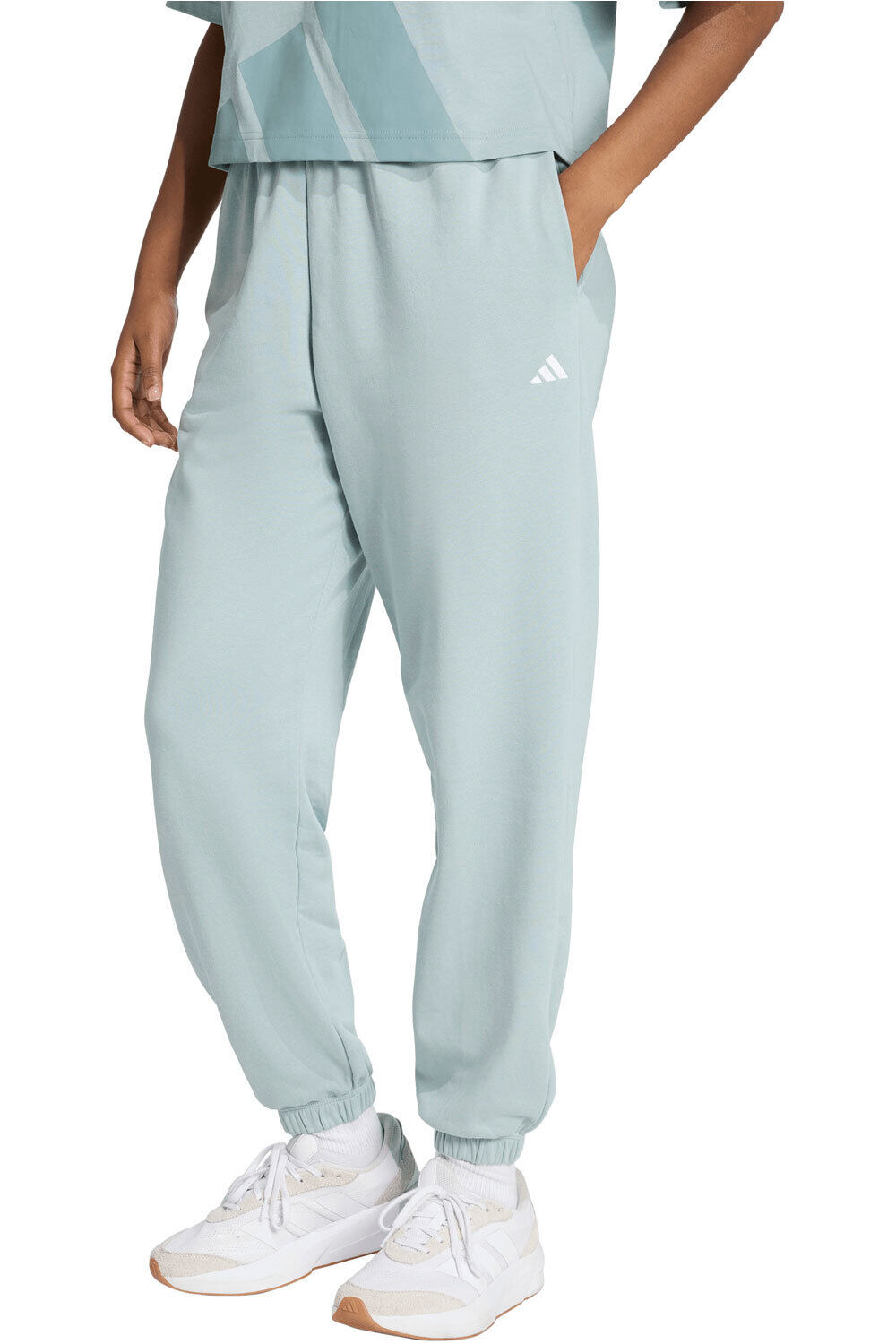 adidas pantalón mujer ESSENTIALS SMALL LOGO CUFFED vista frontal