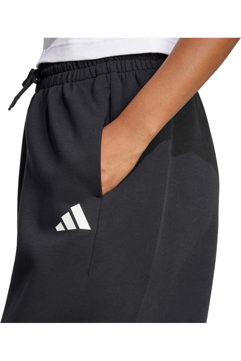 adidas pantalón mujer FUTURE ICONS 3-STRIPES PARACHUTE 03