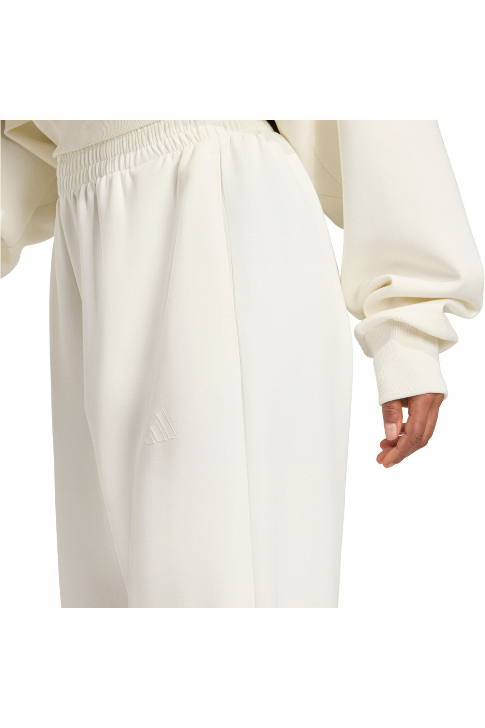 adidas pantalón mujer SOFT LUX LOOSE 03