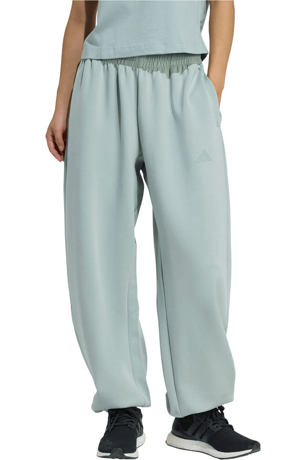 adidas pantalón mujer SOFT LUX LOOSE vista frontal