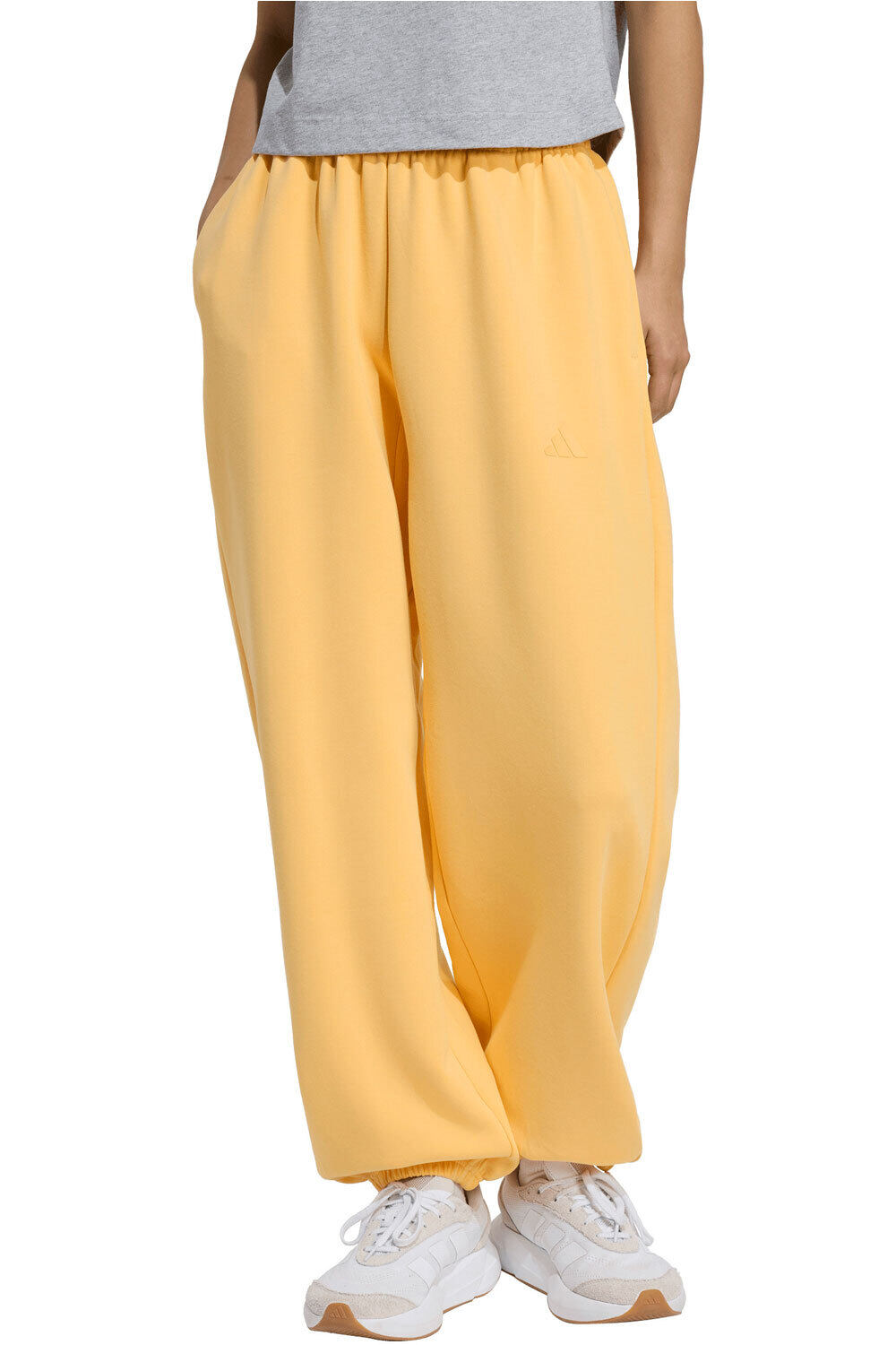 adidas pantalón mujer SOFT LUX LOOSE vista frontal