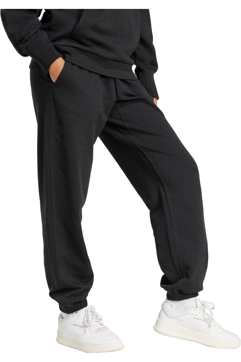 adidas pantalón mujer W ALL SZN FT PT vista detalle