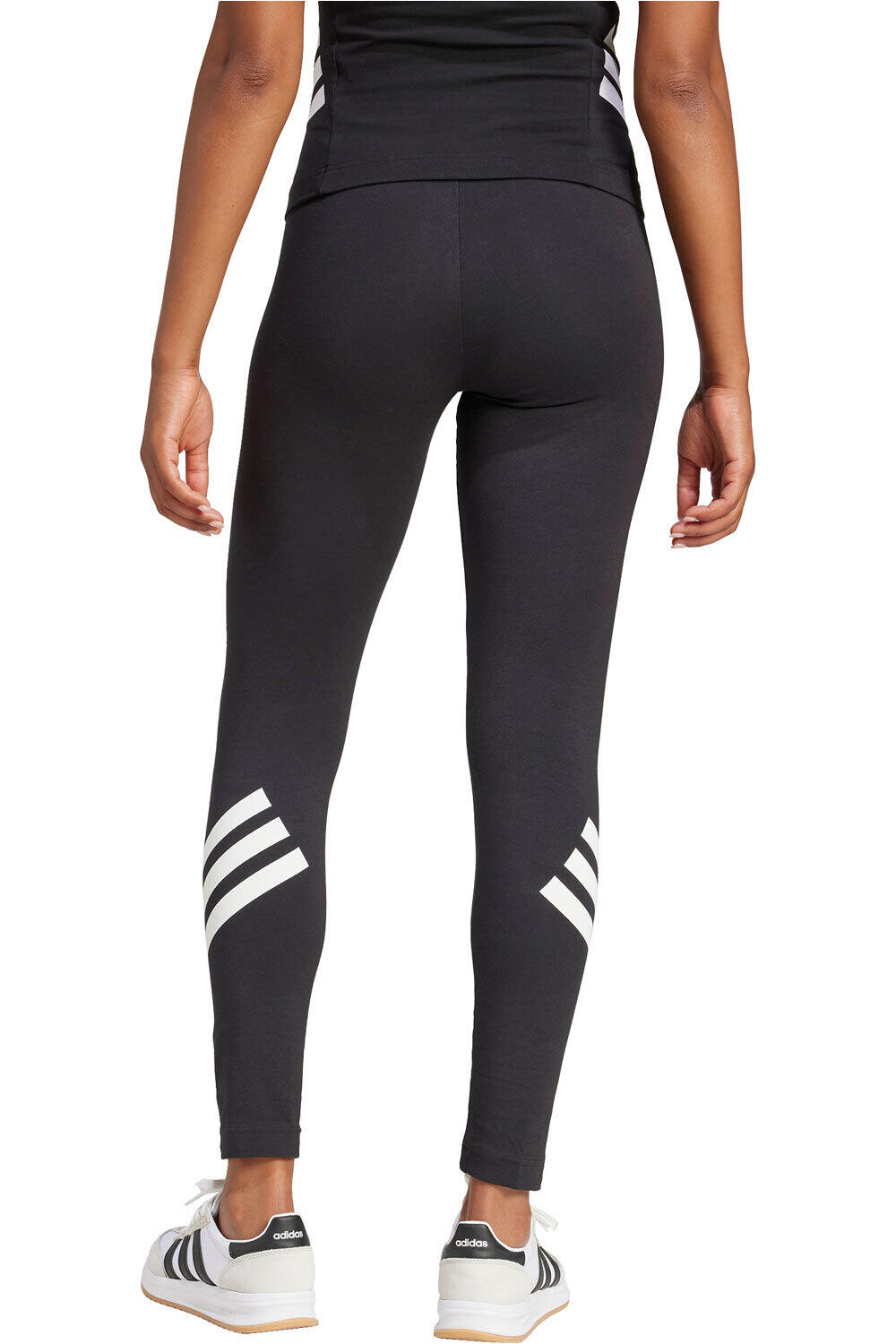 adidas pantalón mujer W FI 3S LEGGING vista trasera