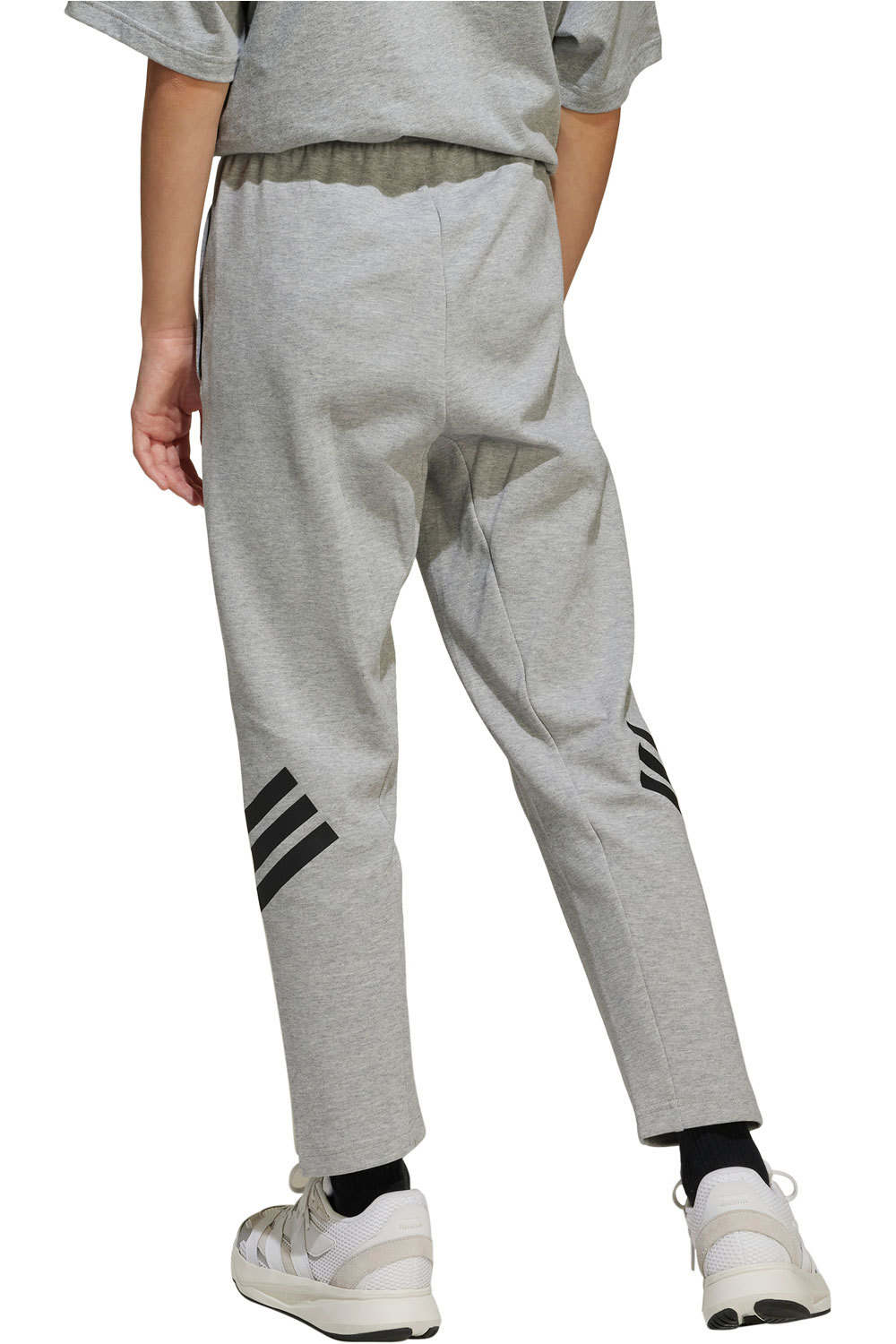 adidas pantalón niño Future Icons Ankle-Length 3 bandas vista trasera
