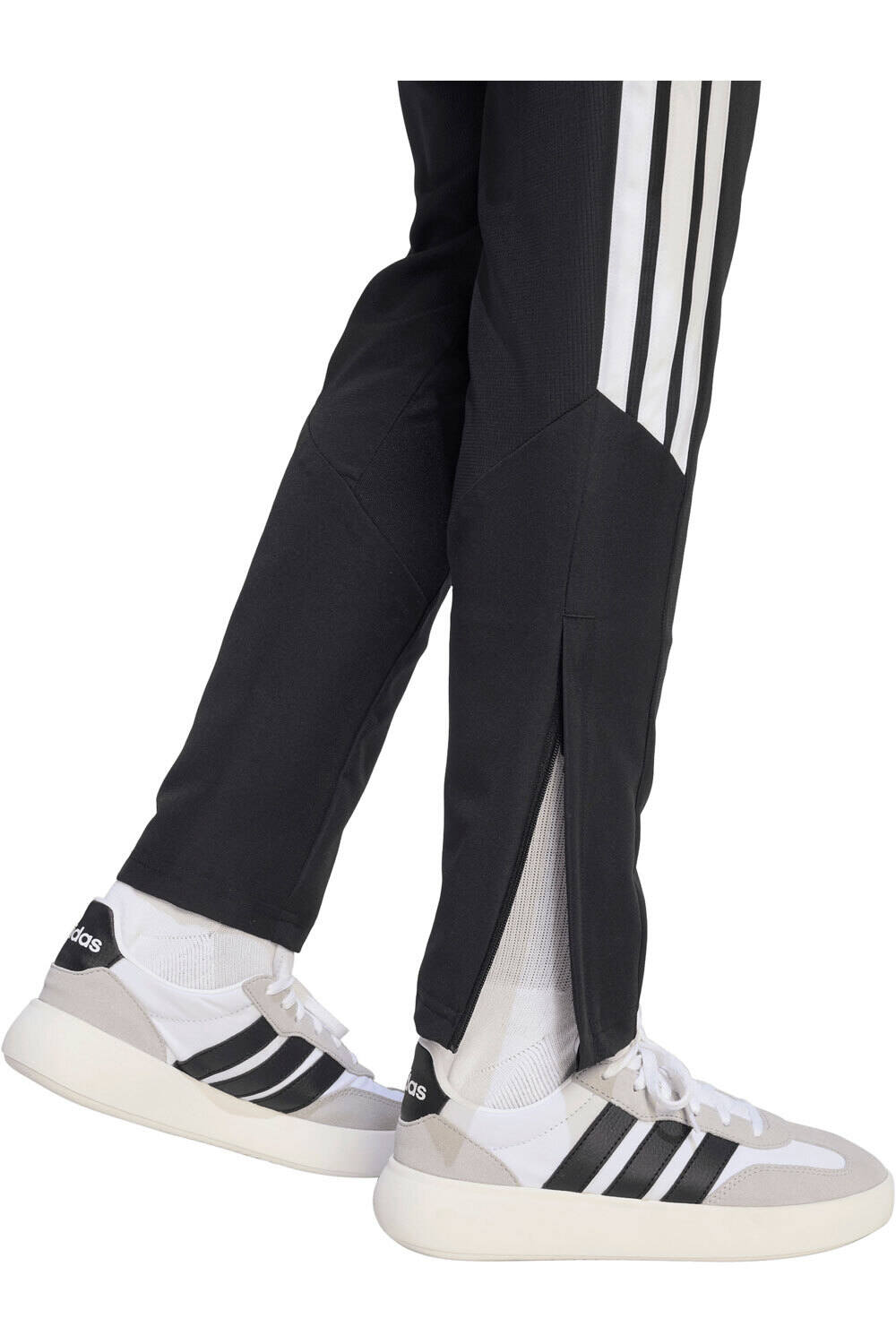 adidas pantalón niño PRESENTACIN TIRO26 LEAGUE vista detalle