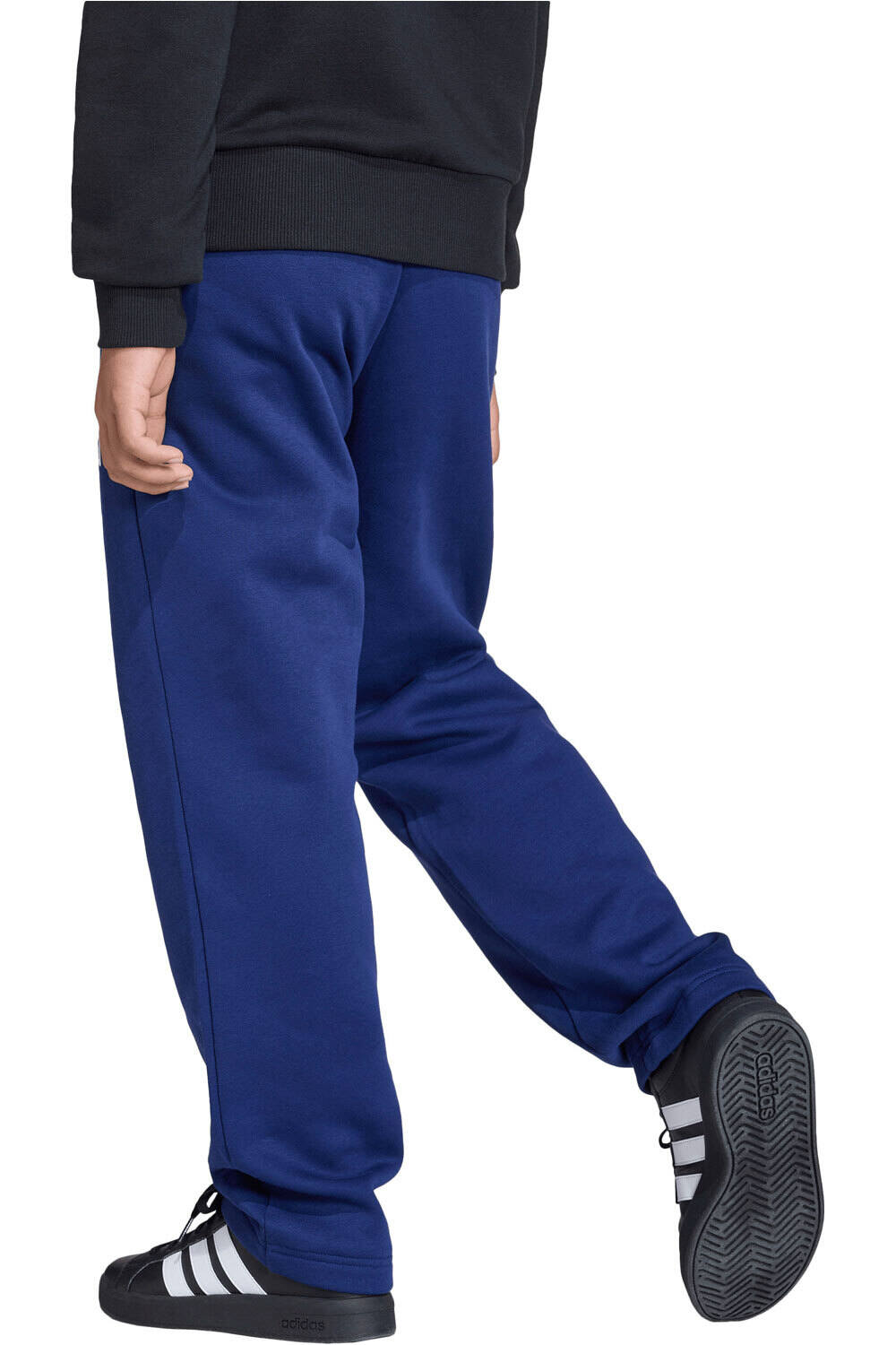 adidas pantalón niño SEASONALS COLLEGIATE TYPOGRAPHY vista trasera