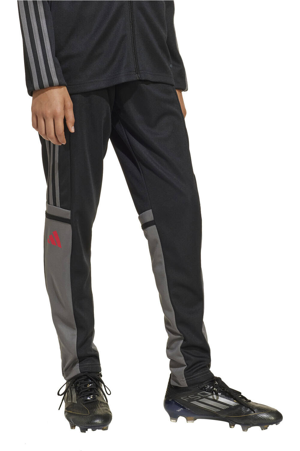 adidas pantalón niño SQ25 TR PNT Y vista frontal