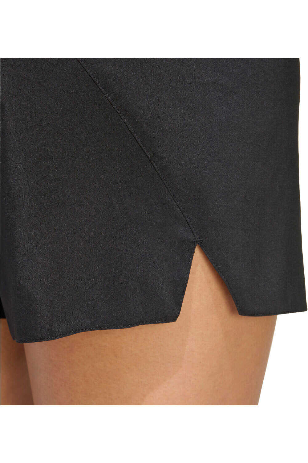 adidas pantalón running mujer Run Ess  Shor W 4 03