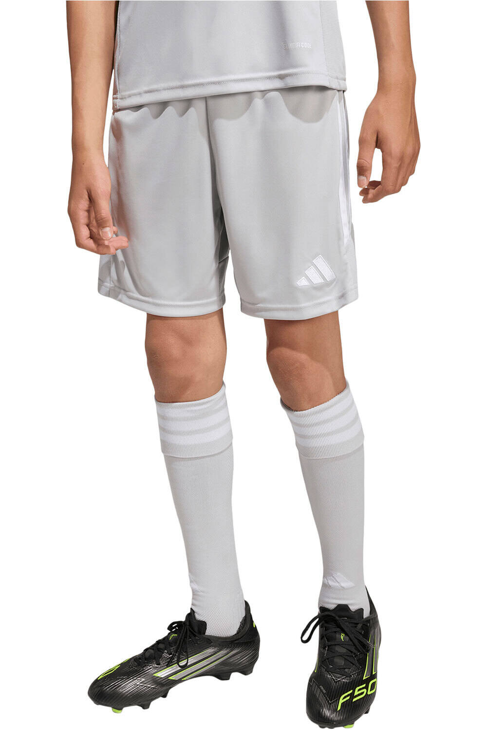 adidas pantalones cortos futbol niño TIRO26 LEAGUE SHORT vista frontal