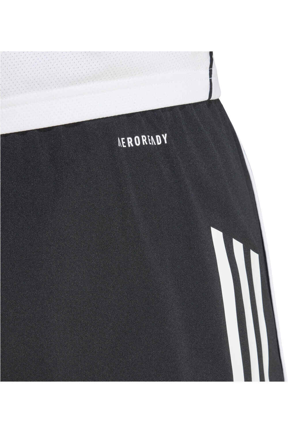 adidas pantalones cortos futbol REAL MADRID AVENGERS 25/26 TIRO25 03