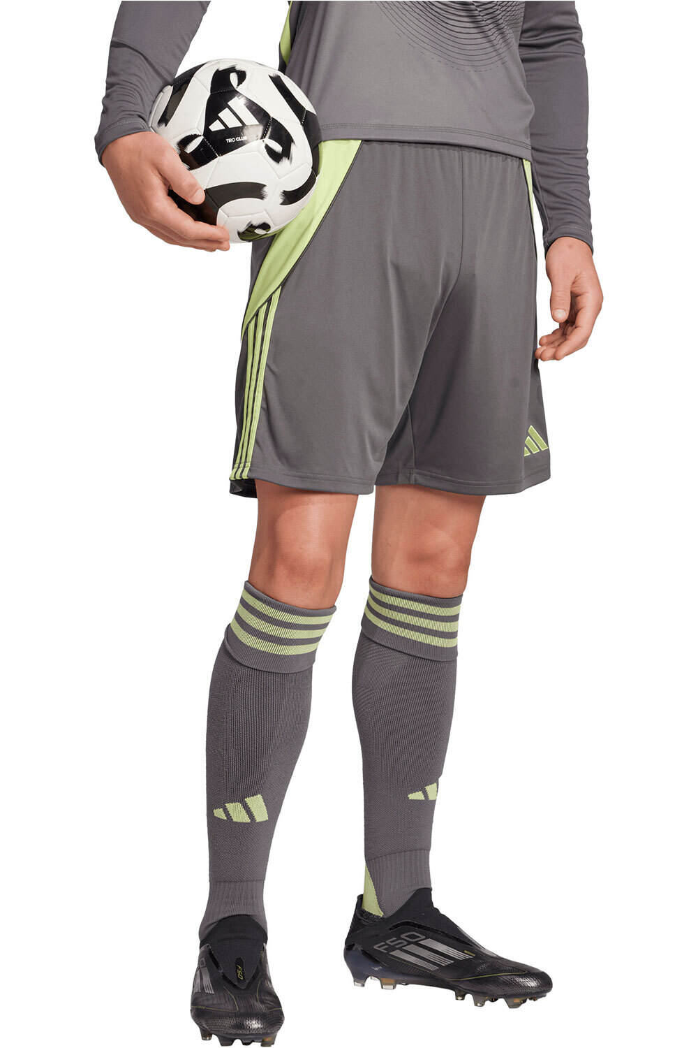 adidas pantalones cortos futbol TIRO24 vista detalle