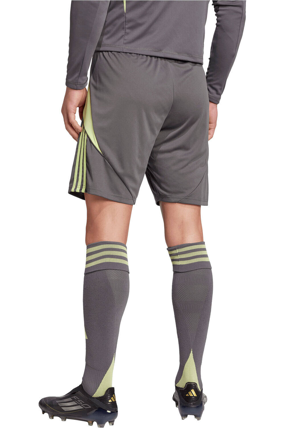 adidas pantalones cortos futbol TIRO24 vista trasera