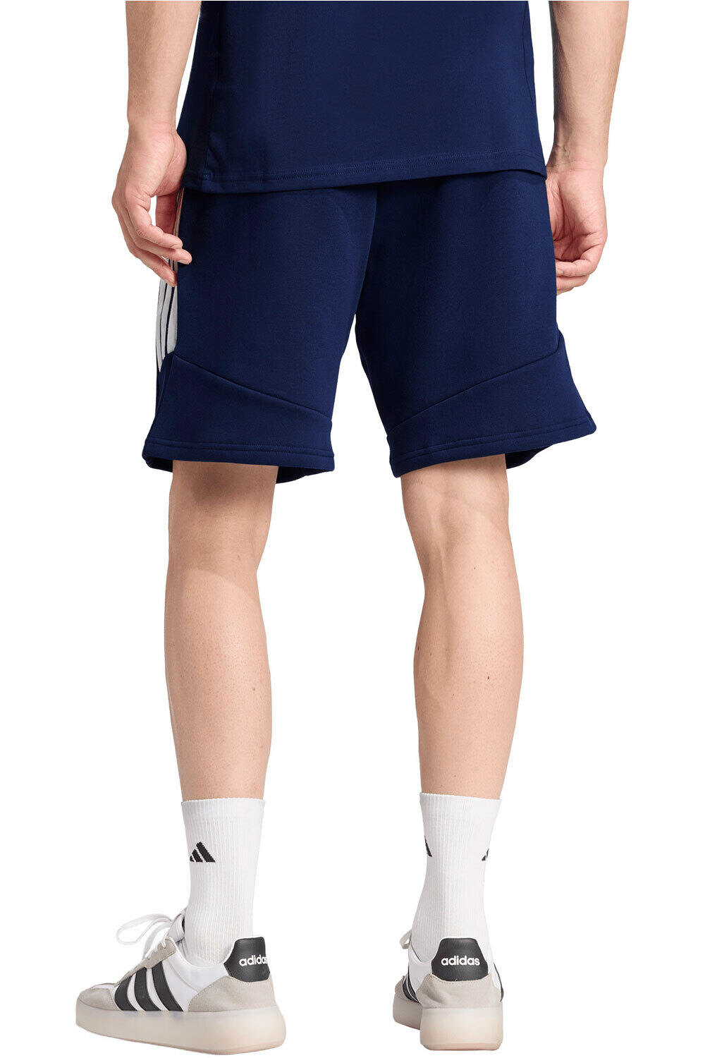 adidas pantalones cortos futbol TIRO26 LEAGUE SHORT vista trasera