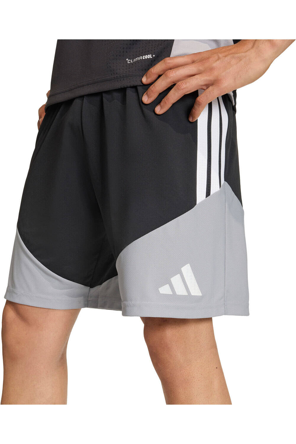 adidas pantalones cortos futbol TIRO26 PRO SHORT vista detalle