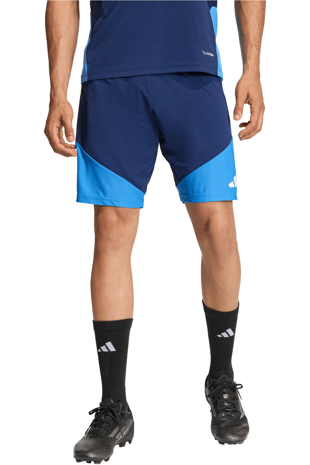 adidas pantalones cortos futbol TIRO26 PRO SHORT vista frontal