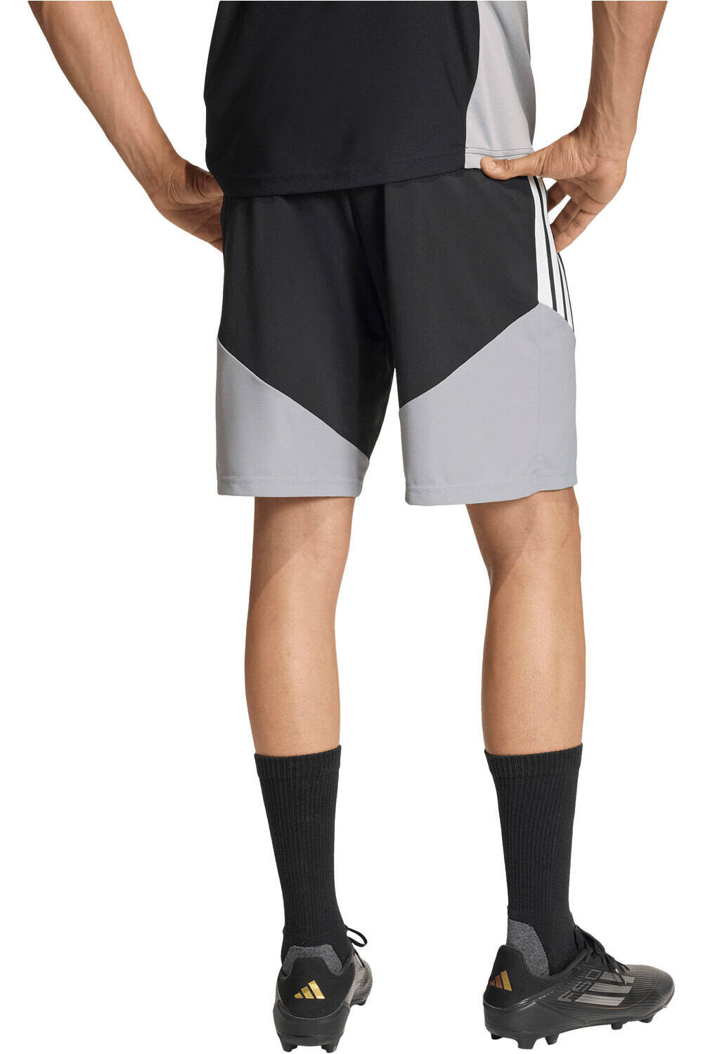 adidas pantalones cortos futbol TIRO26 PRO SHORT vista trasera