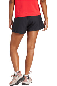 adidas pantalones cortos trail running mujer TERREX MULTI LIGHT vista trasera