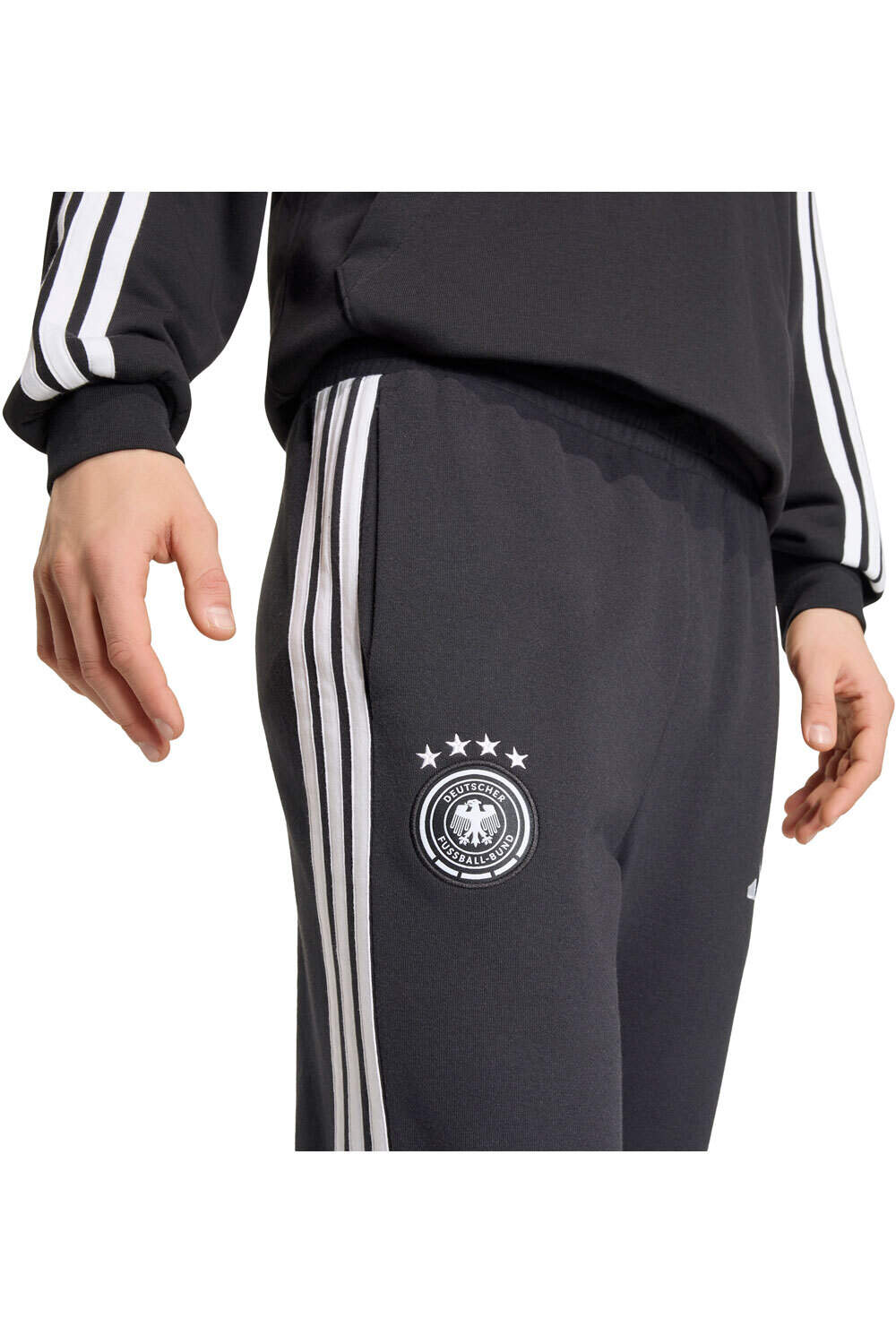 adidas pantalones futbol ALEMANIA DNA vista detalle