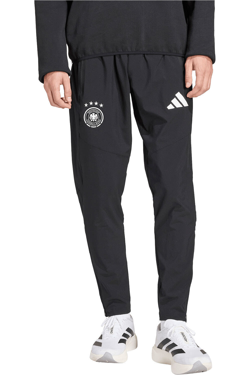 adidas pantalones futbol ALEMANIA TIRO TRAVEL vista frontal