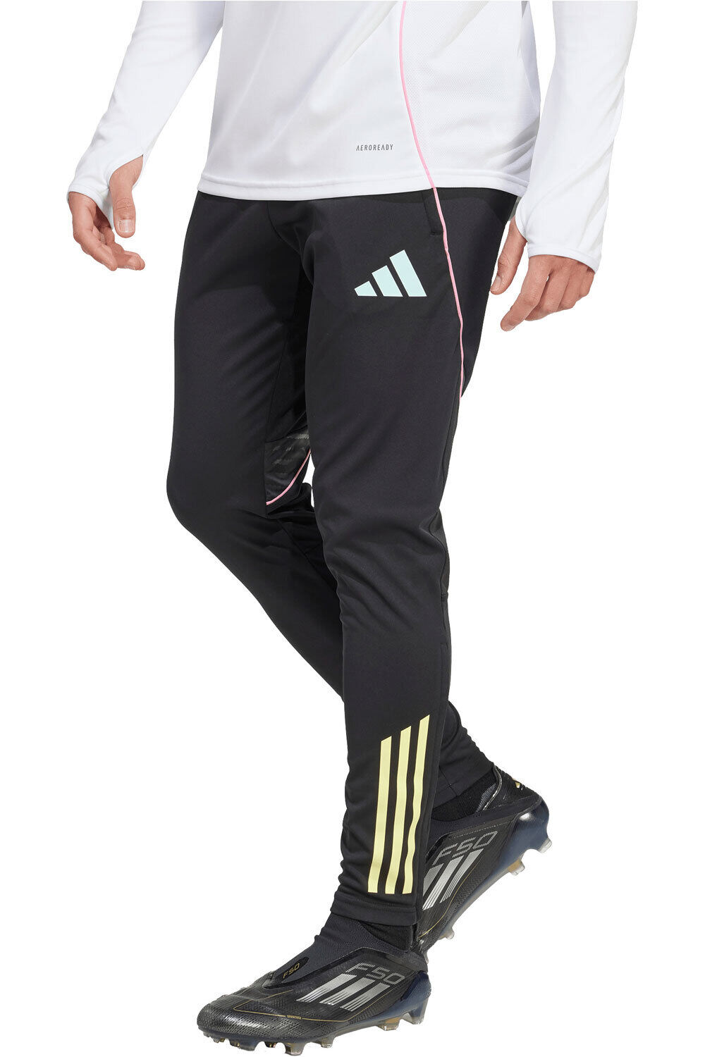 adidas pantalones futbol ENTRENAMIENTO JUVENTUS TIRO 25 COMPET vista frontal