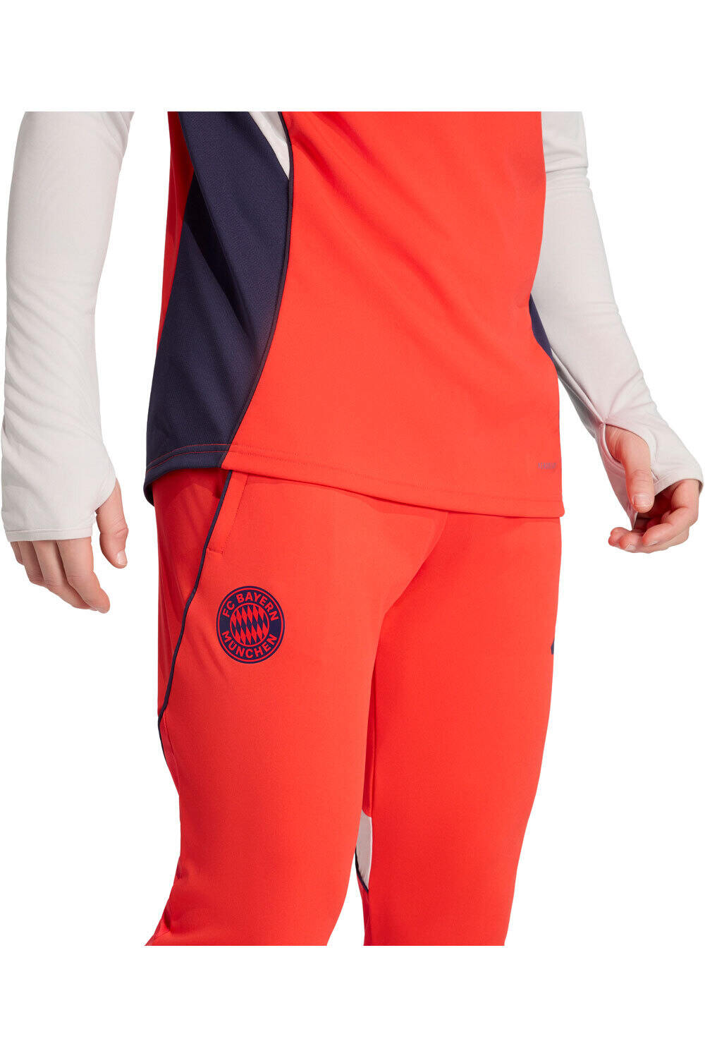 adidas pantalones futbol FC BAYERN 2025/2026 TIRO25 COMPET vista detalle