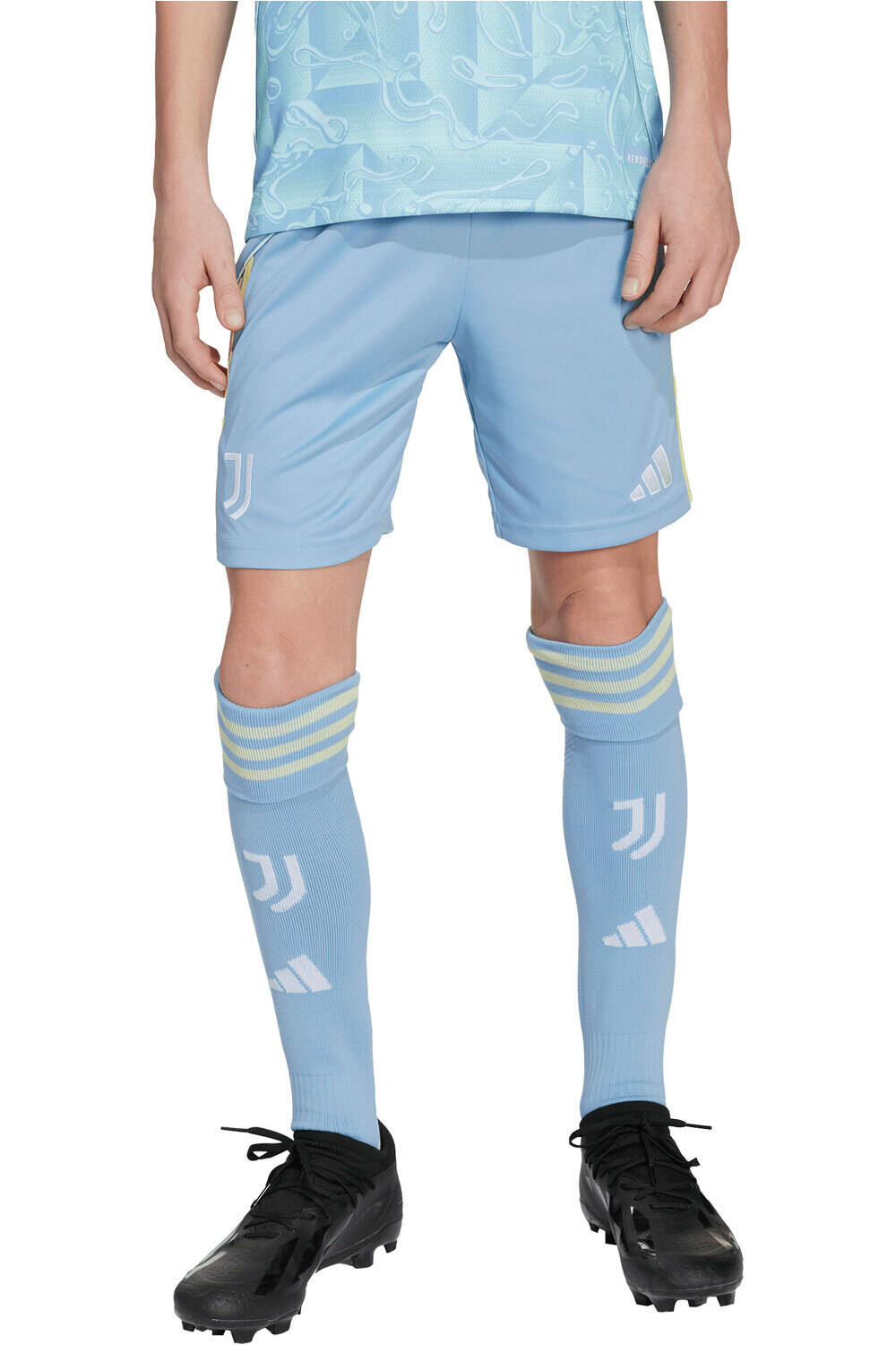 adidas pantalones fútbol oficiales niño 2 EQUIPACIN JUVENTUS 25/26 vista frontal