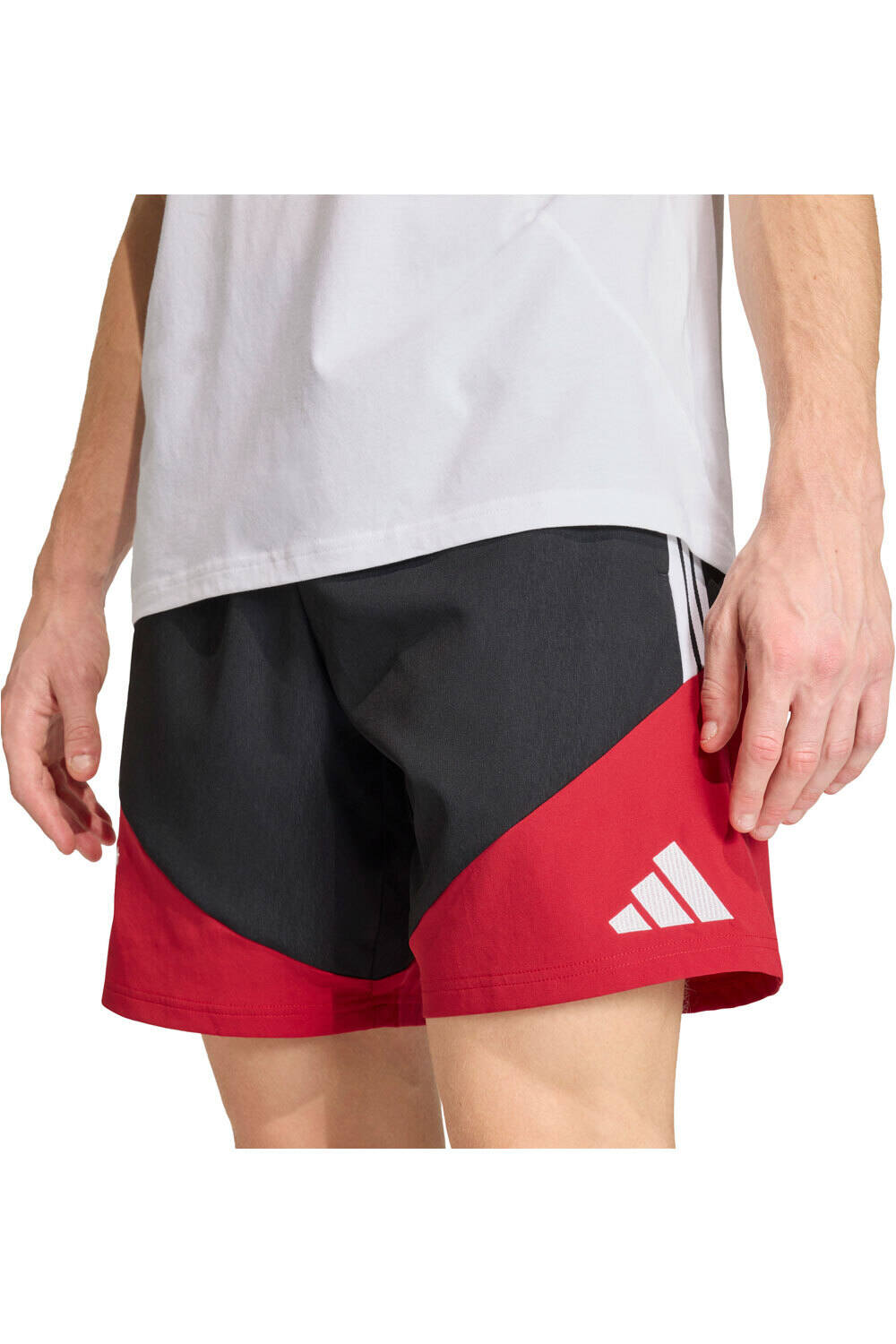 adidas pantalones fútbol oficiales PARASCANSOS ALEMANIA 26 TIRO vista detalle