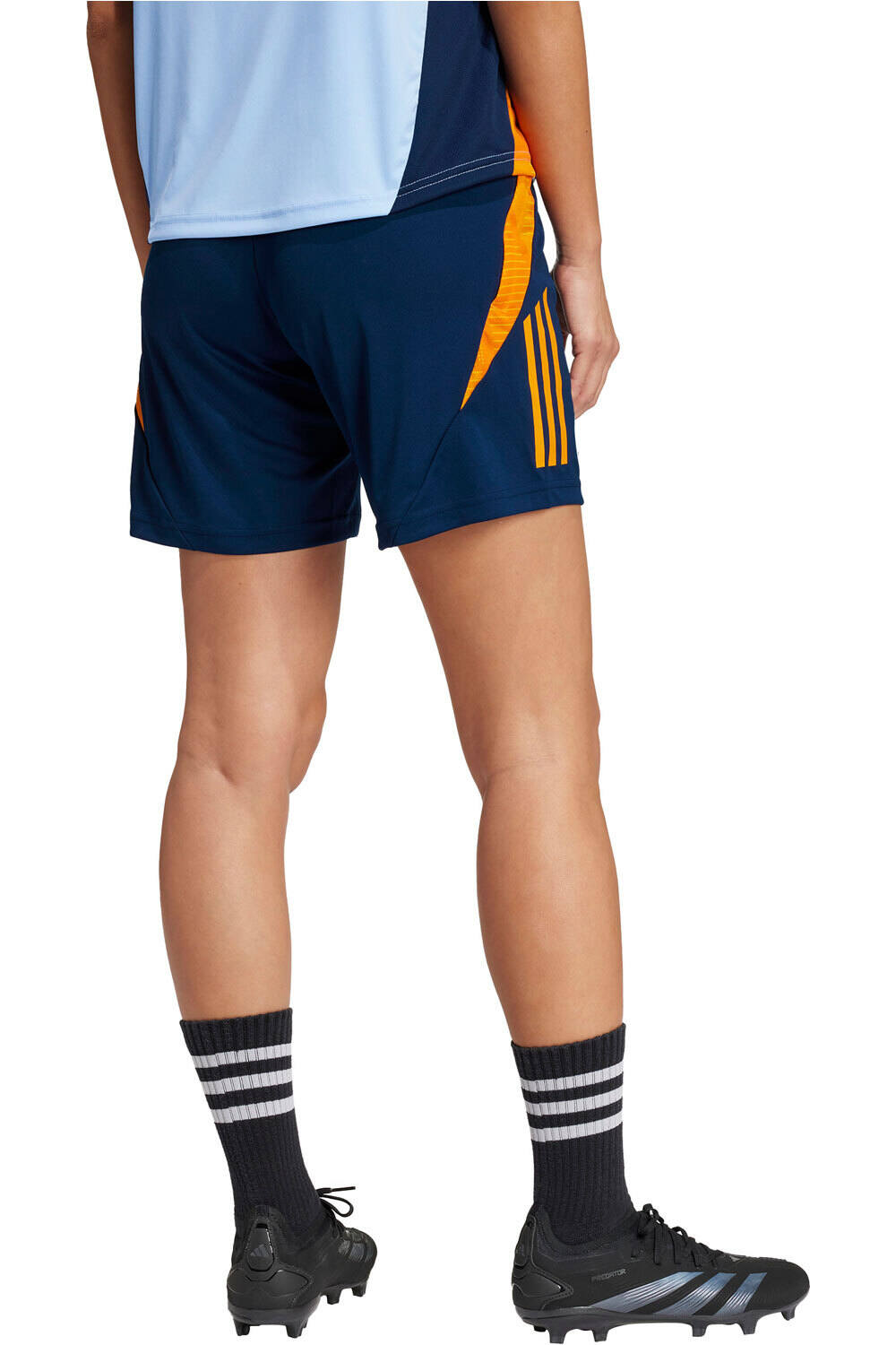 adidas pantalones fútbol oficiales R.MADRID 25 TR SHO W vista trasera