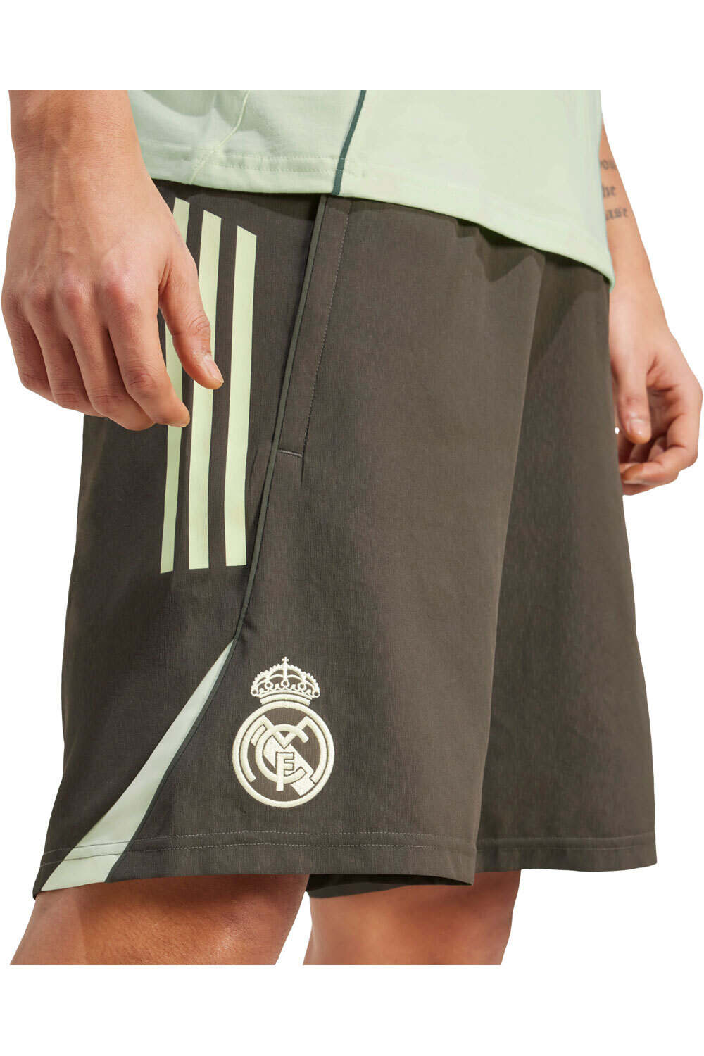 adidas pantalones fútbol oficiales R.MADRID 26 DT SHO 03