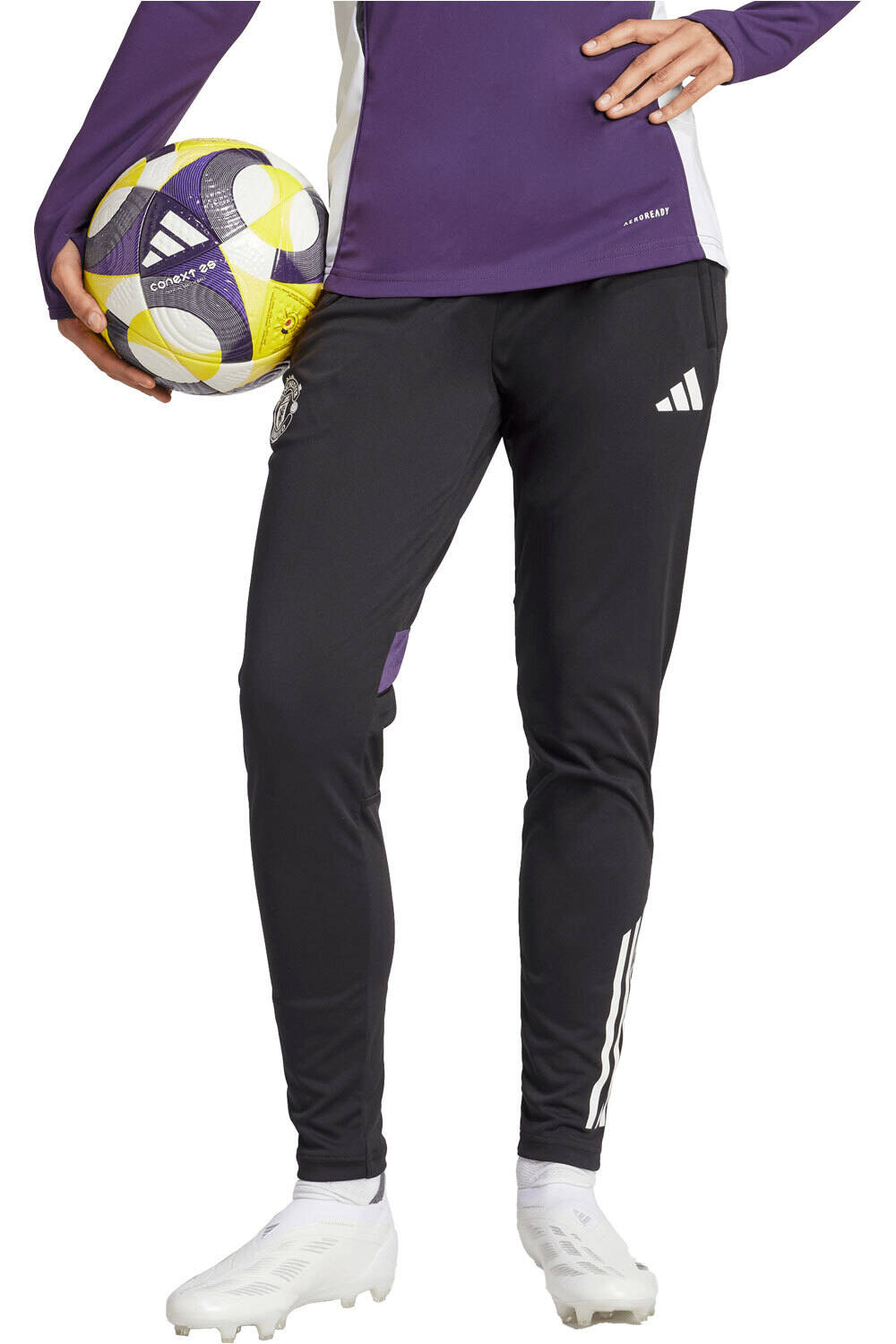 adidas pantalones largos futbol M.UNITED 26 TR PNT W vista frontal