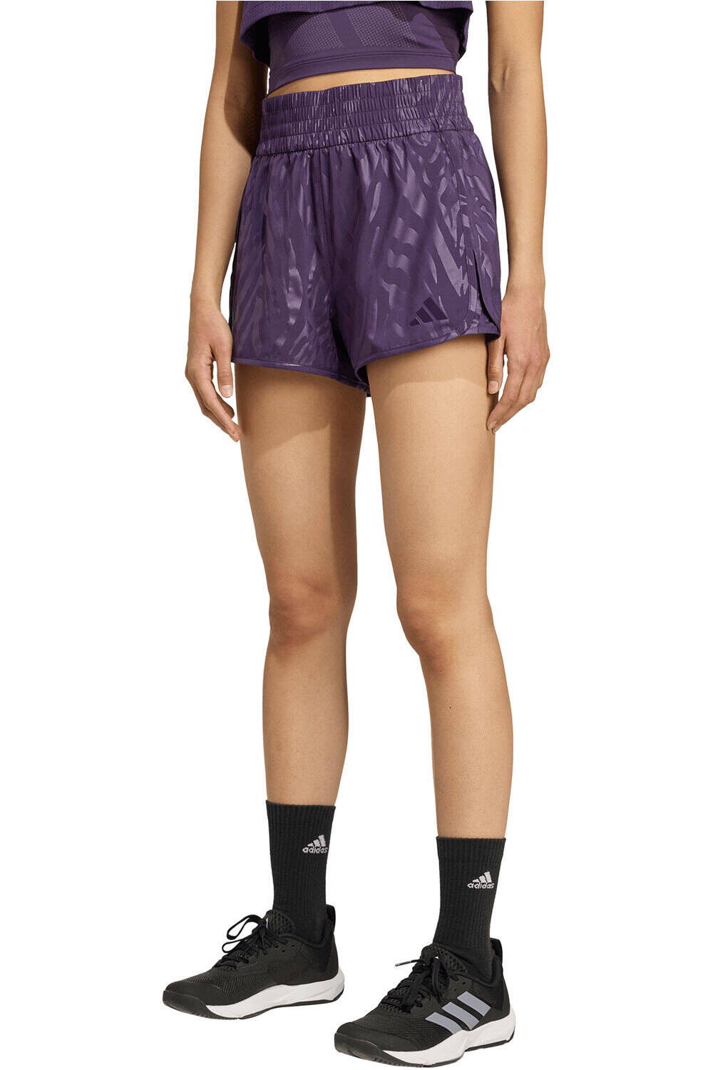 adidas pantalones y mallas cortas fitness mujer AOP PACER TRAINING WOVEN vista frontal